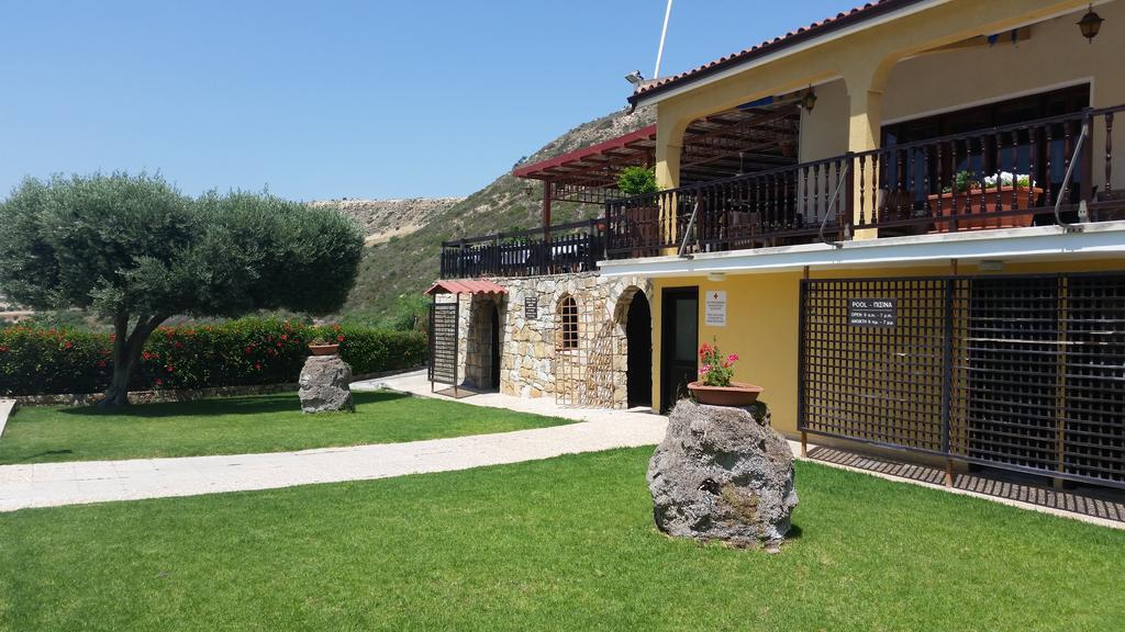 Pelekanos Apartments Пісурі Номер фото